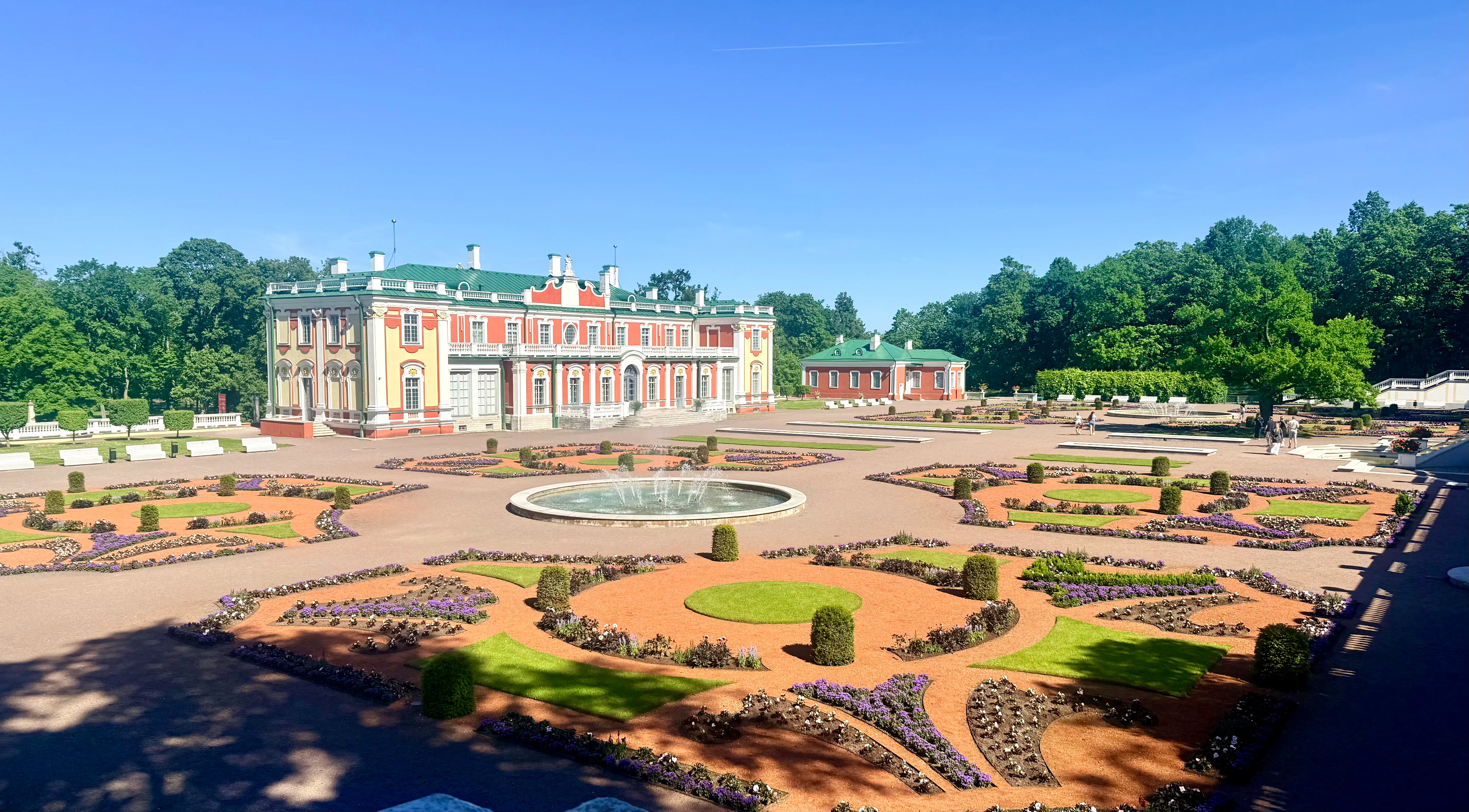 Kadriorg Palace and its formal gardens
