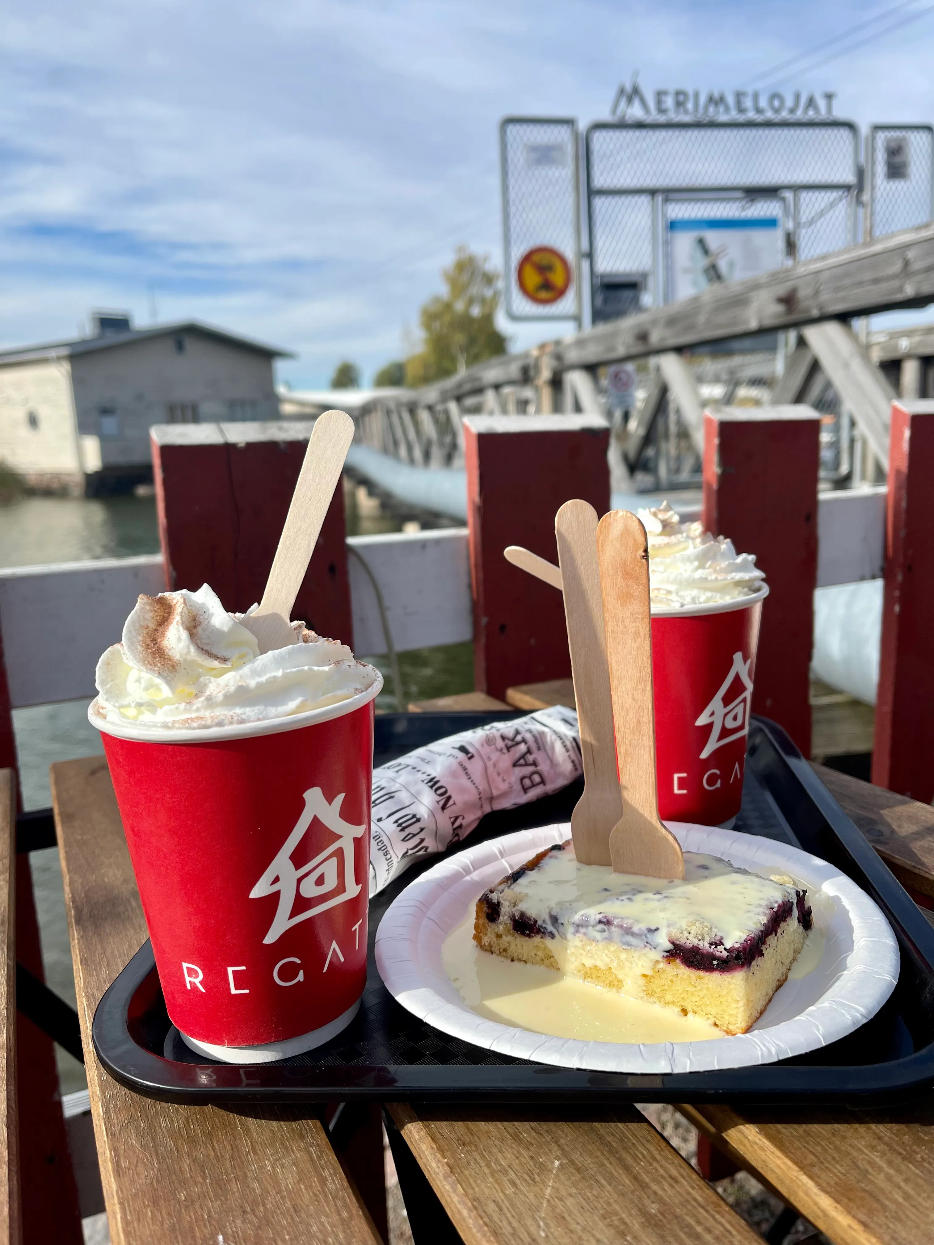 Hot chocolate and cake at Cafe Regatta